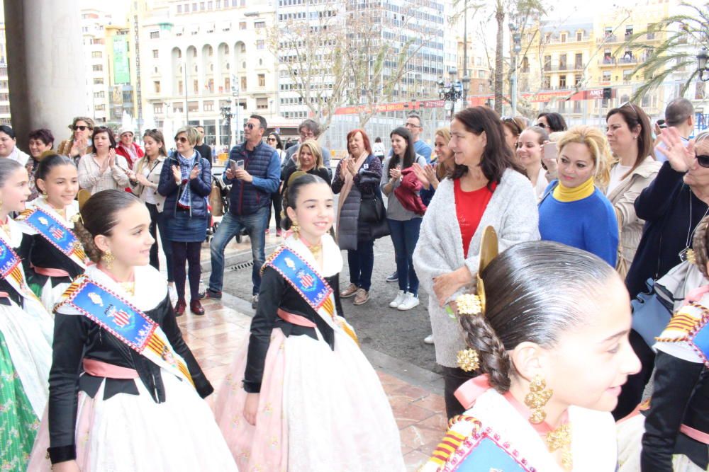 La salida. Al ser lunes y tardar no estaba la habitual multitud.