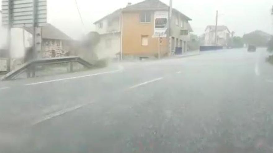 El tiempo en Galicia | Una tremenda granizada cae sobre Vilaboa