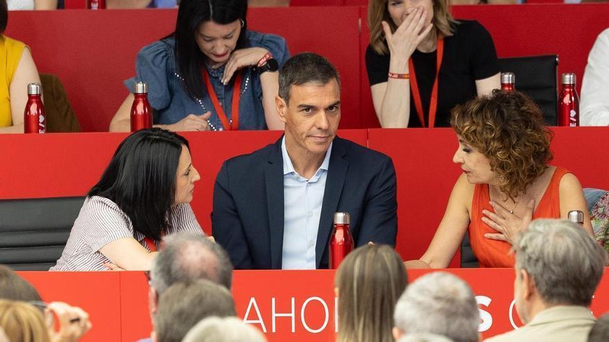 El PP cree que el PSOE "va a ser imputado por financiación ilegal" y que la imputación de Sánchez "puede llegar"
