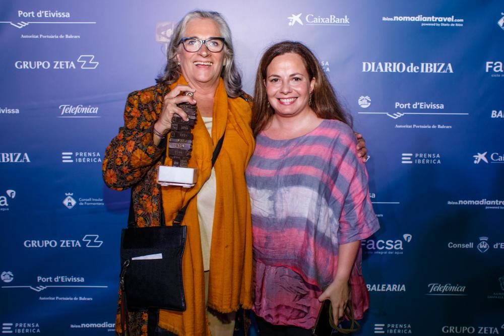 Alba Pau, Premio Diario de Ibiza a la Acción Social, y Marina Ferrer (Recambios Ibiza)