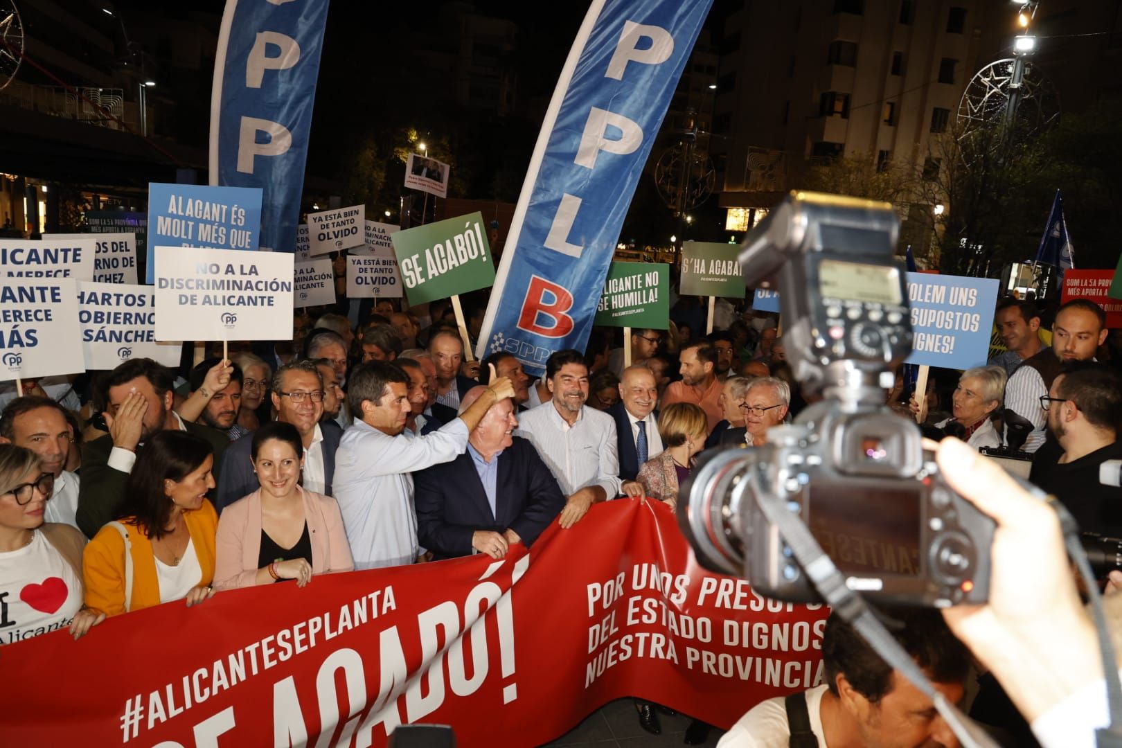 Manifestación en Alicante en protesta por los Presupuestos Generales del Estado