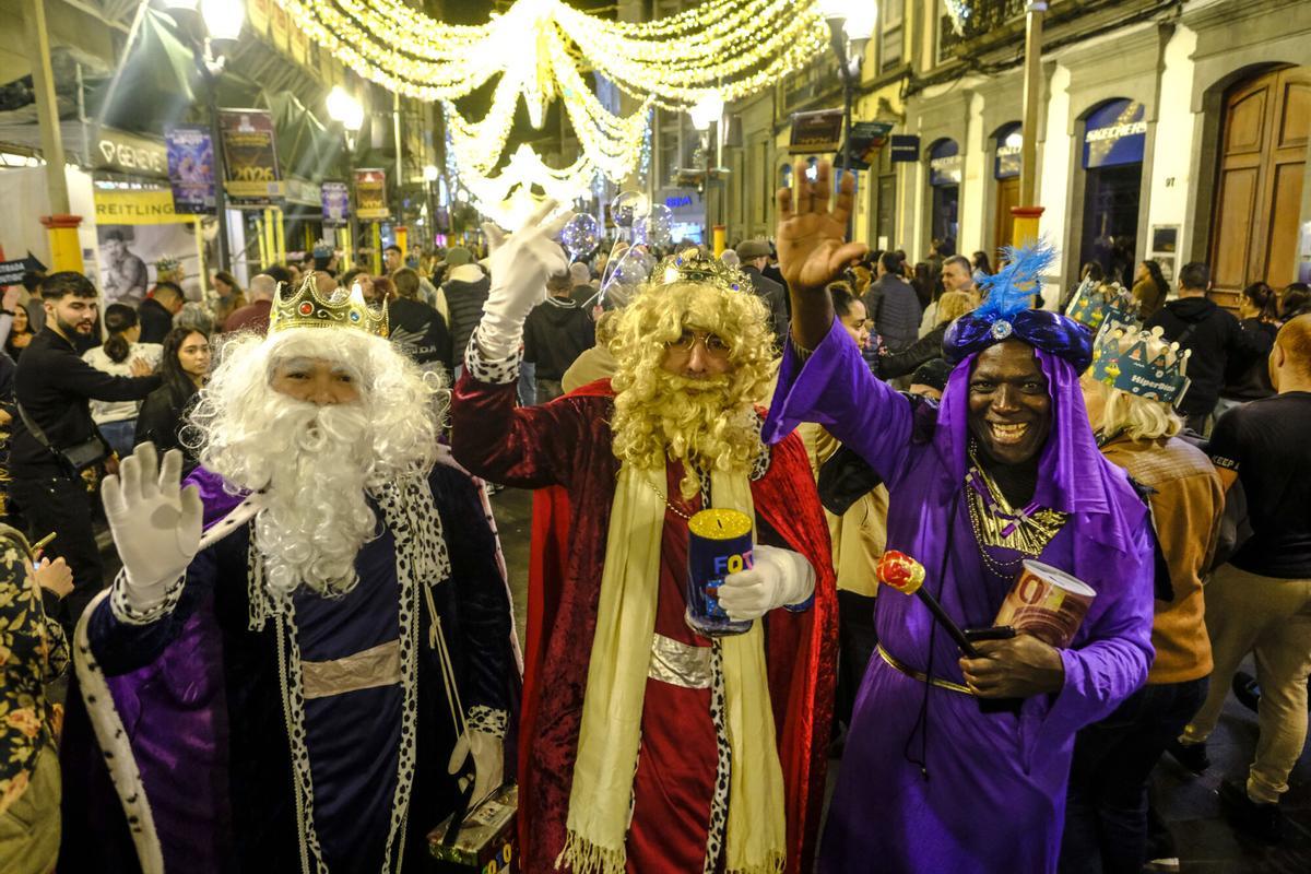 Noche de Reyes por la zona Triana 2026