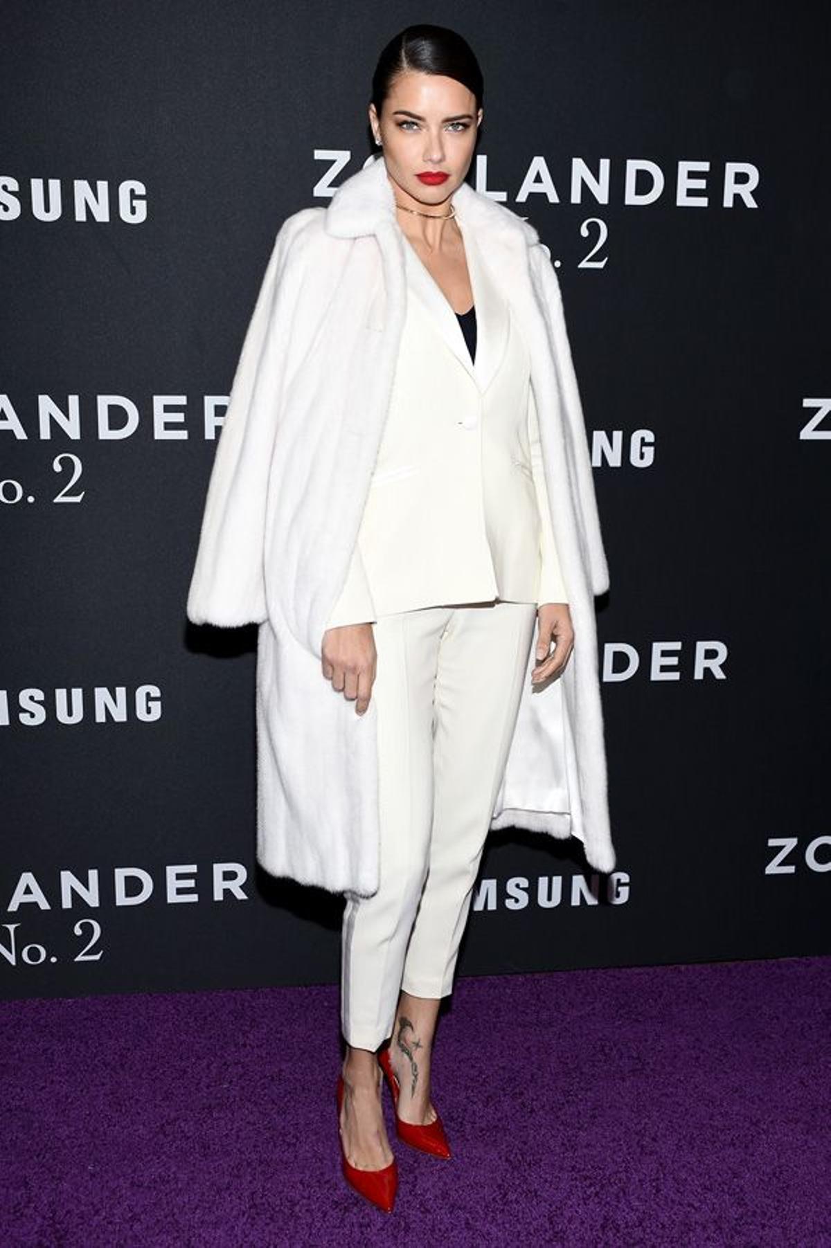 Adriana Lima en el estreno mundial de 'Zoolander 2'