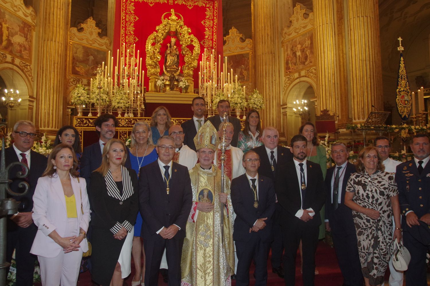 La Catedral acoge la Misa Estacional de Santa María de la Victoria