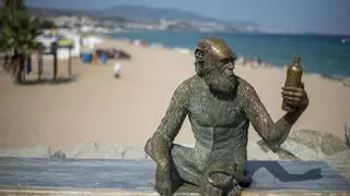 Vuelven a vandalizar la estatua de Anís del Mono de Badalona