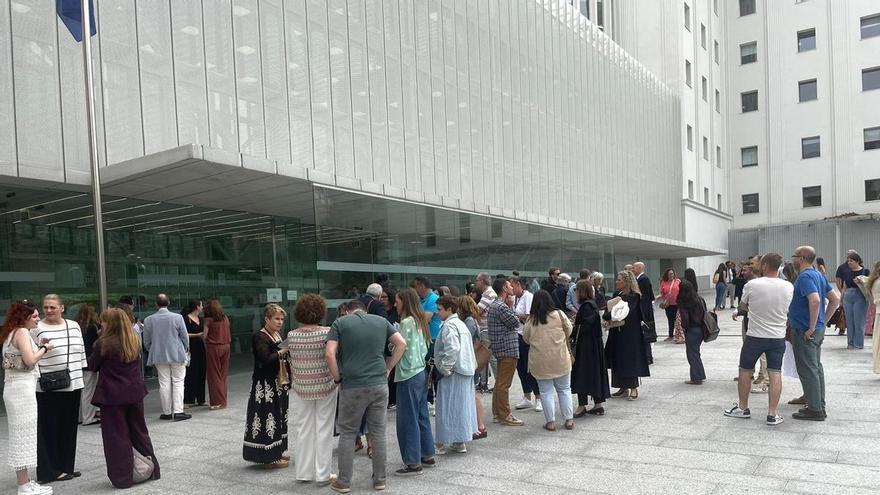 Otra persona fumando vuelve a provocar el desalojo de la Ciudad de la Justicia de Vigo
