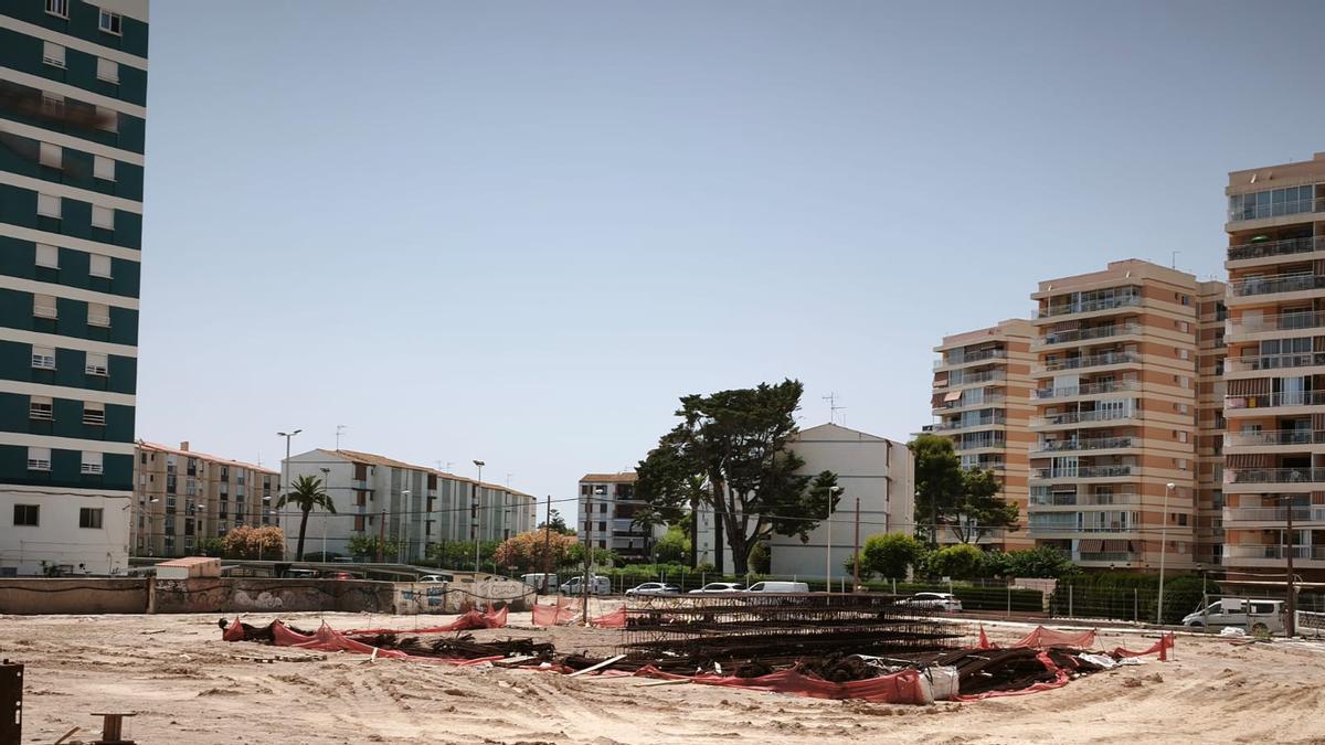 Las obras llevan paradas varios meses y se reanudarán en septiembre.