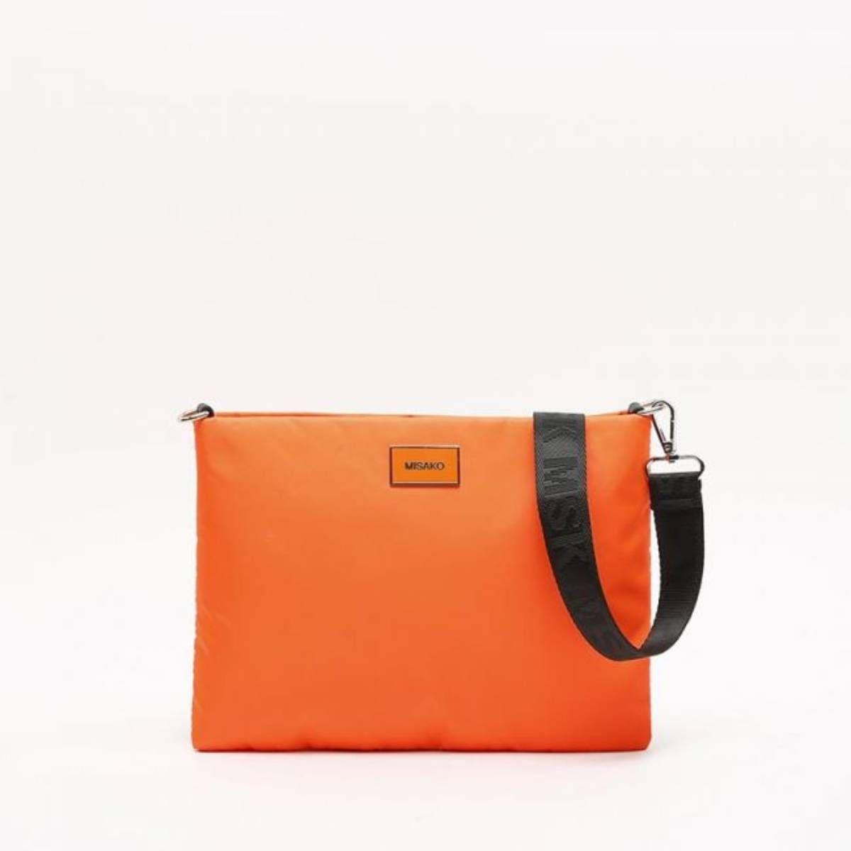 Bolso en color naranja de Misako