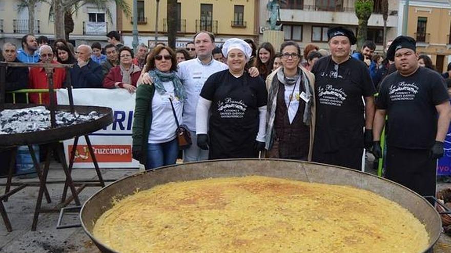 Feria de la Primavera 2022 - Elaboración de la tortilla mas grande de Aragón