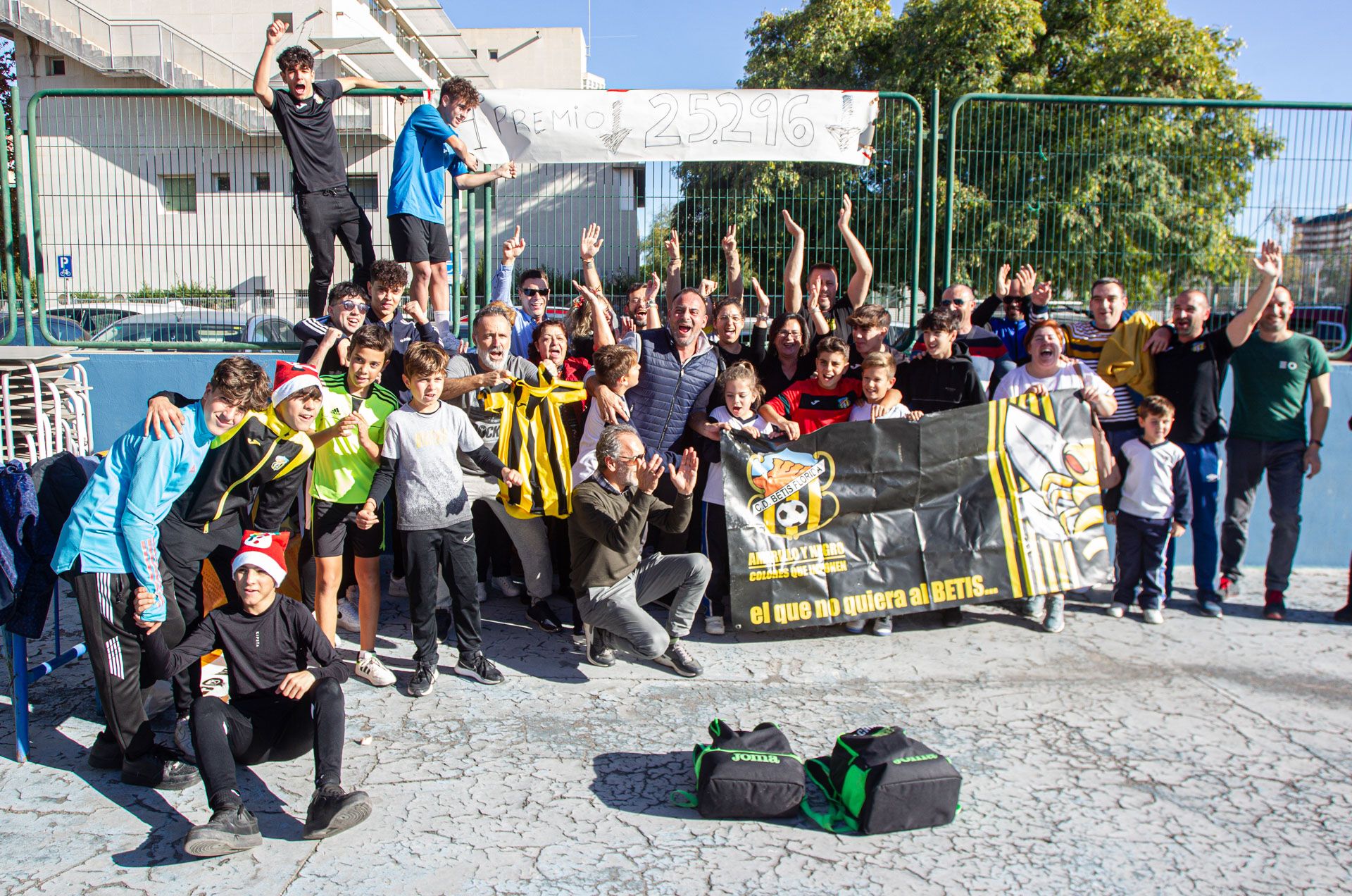 El Betis Florida de Alicante reparte 14 millones de euros del cuarto premio de la Lotería