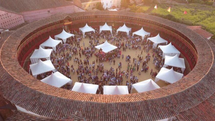 Feria del Vino de Toro celebrada en el coso taurino en una edición anterior a la pandemia