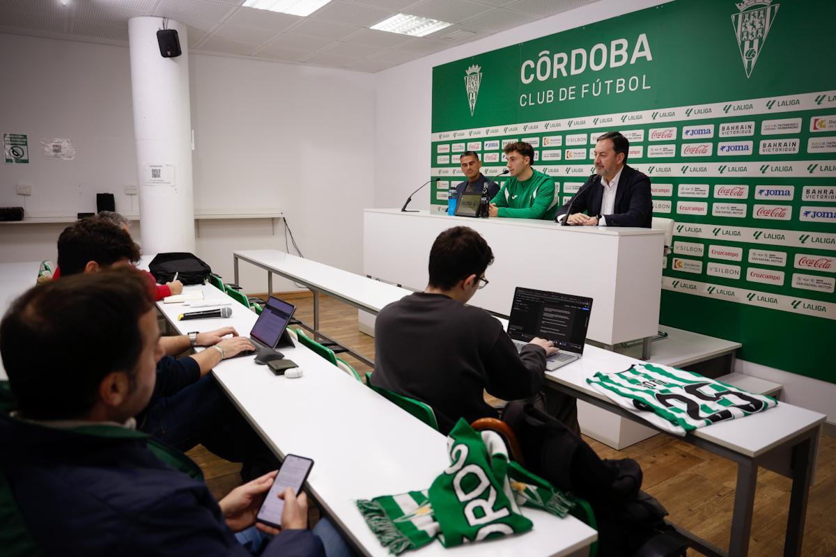 Mikel Goti, presentado como nuevo jugador del Córdoba CF
