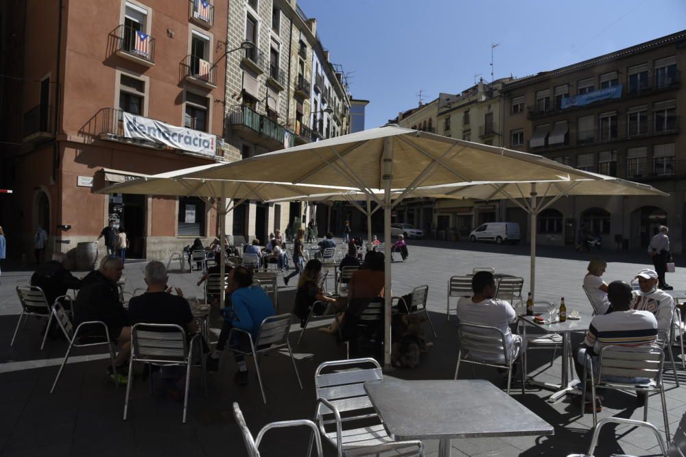 Obertura de comerços i terrasses a Manresa el primer dia de la fase 1