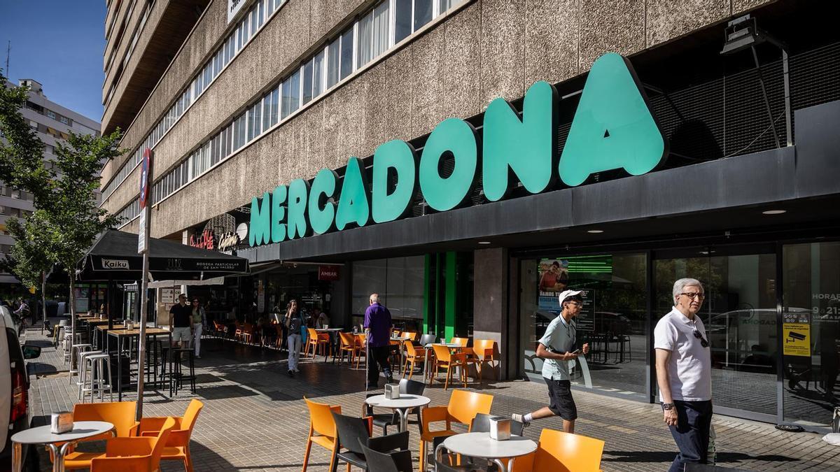 Imagen del Mercadona ubicado en la plaza Roma.