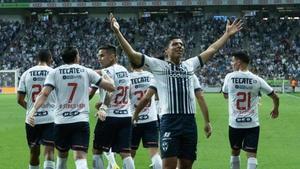 Los Rayados celebran su goleada