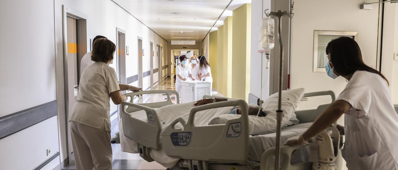 Así serán las nuevas normas de visita a los hospitales asturianos