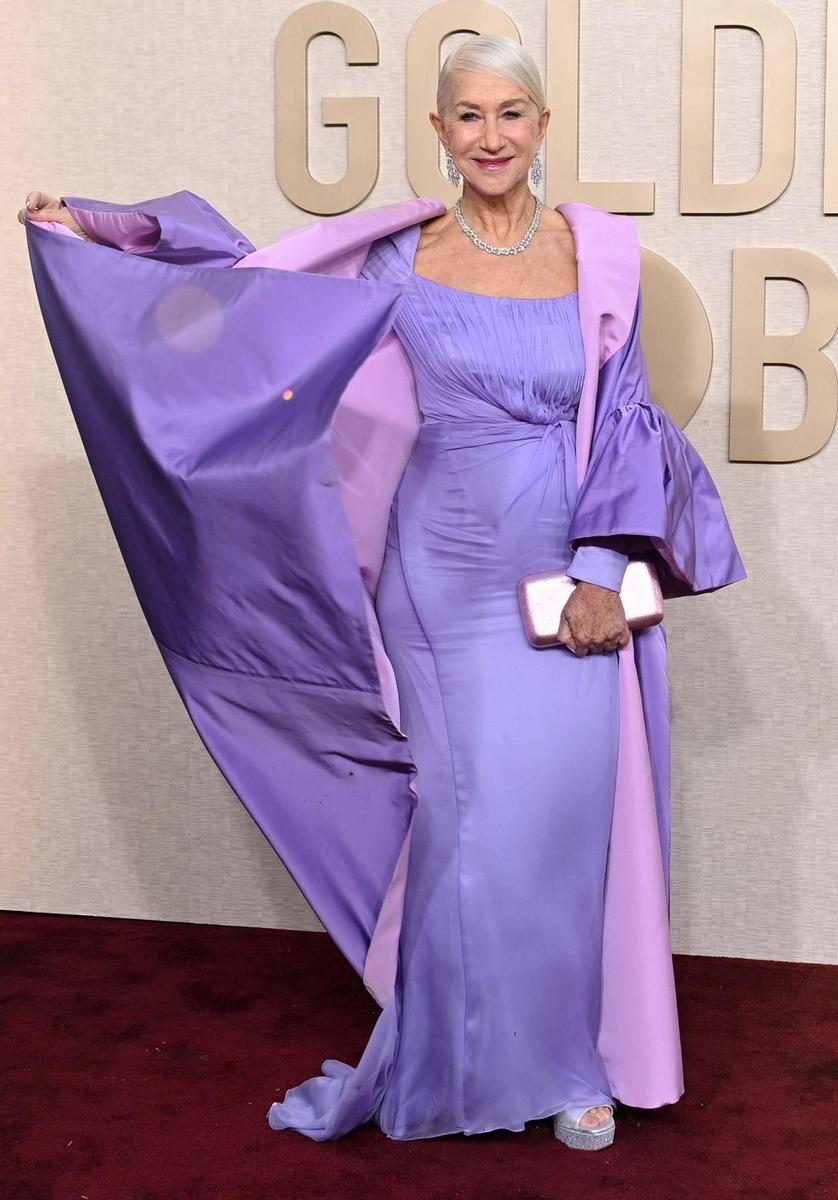 Helen Mirren, en color violeta