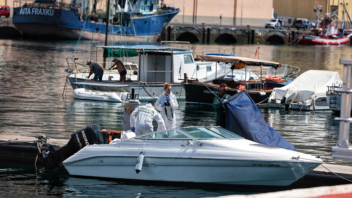 Coche y barco del hombre desaparecido con sus hijas en Tenerife