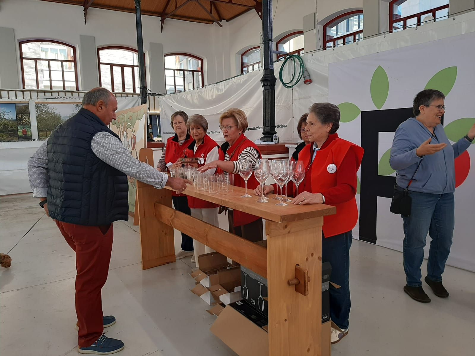 Villaviciosa abre el Festival de la Manzana: la primera mañana de actividades, en imágenes