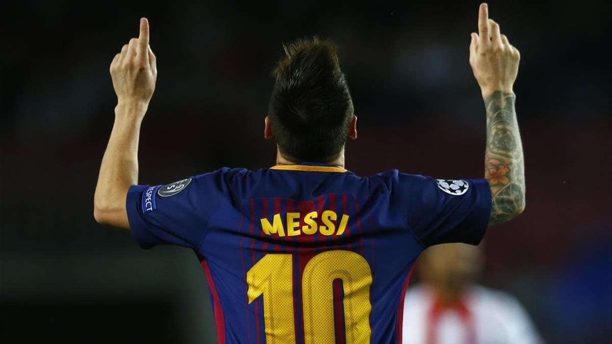 Messi celebra un gol al Olympiakos en el Camp Nou.