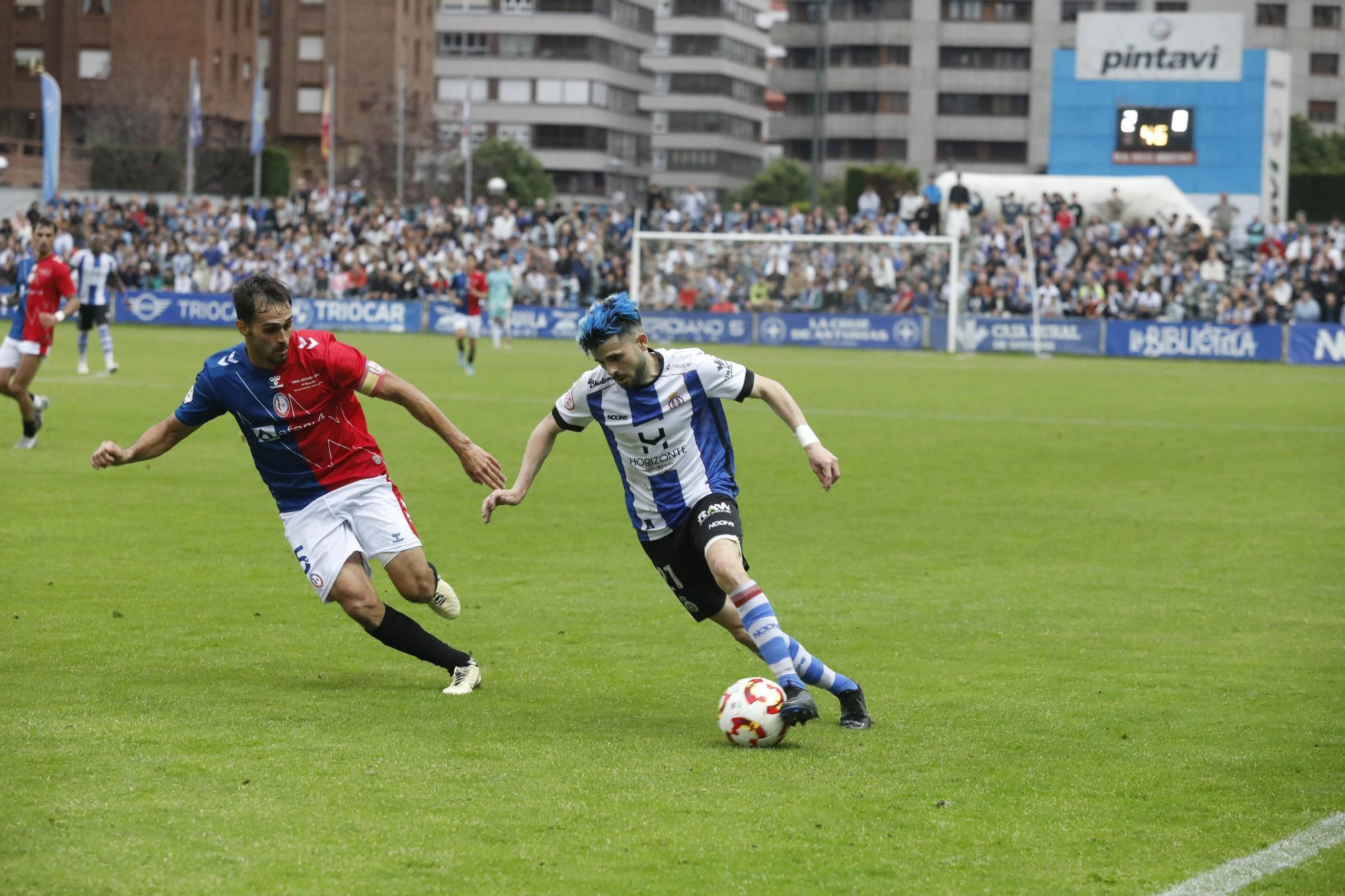 EN IMÁGENES: La final por el ascenso entre Avilés y Rayo Majadahonda vivida en el Suárez Puerta