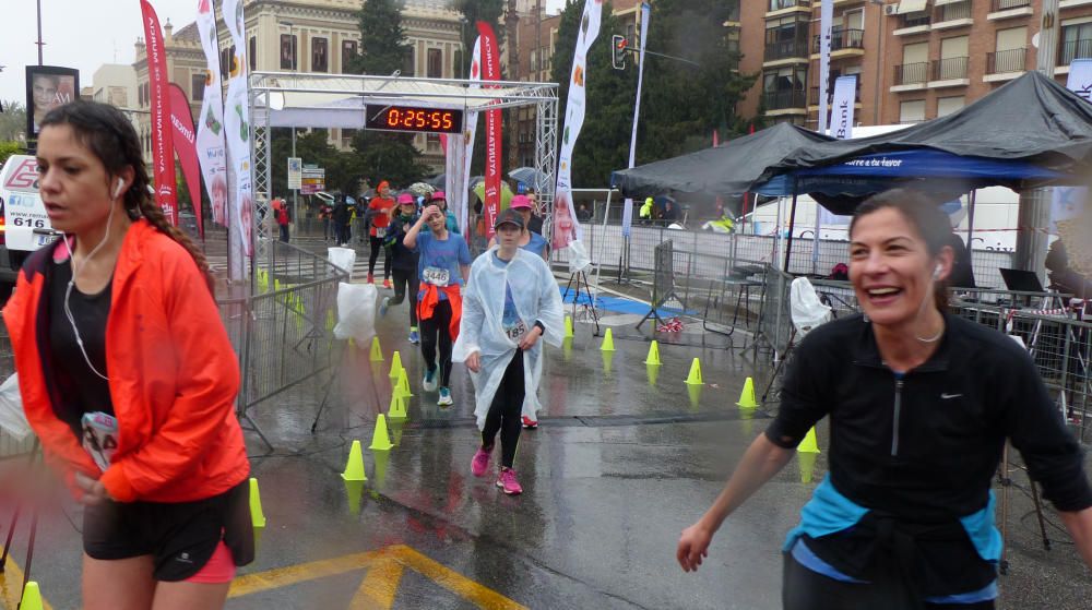 Llegada IV Carrera de la Mujer en Murcia (II)