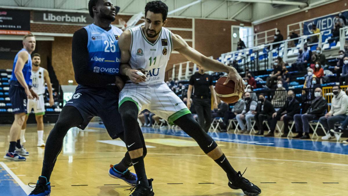 El TAU Castelló no pudo ganar en su visita a la pista del Oviedo.