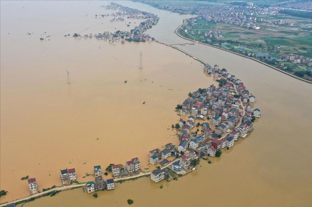 China afronta las peores inundaciones en varias décadas