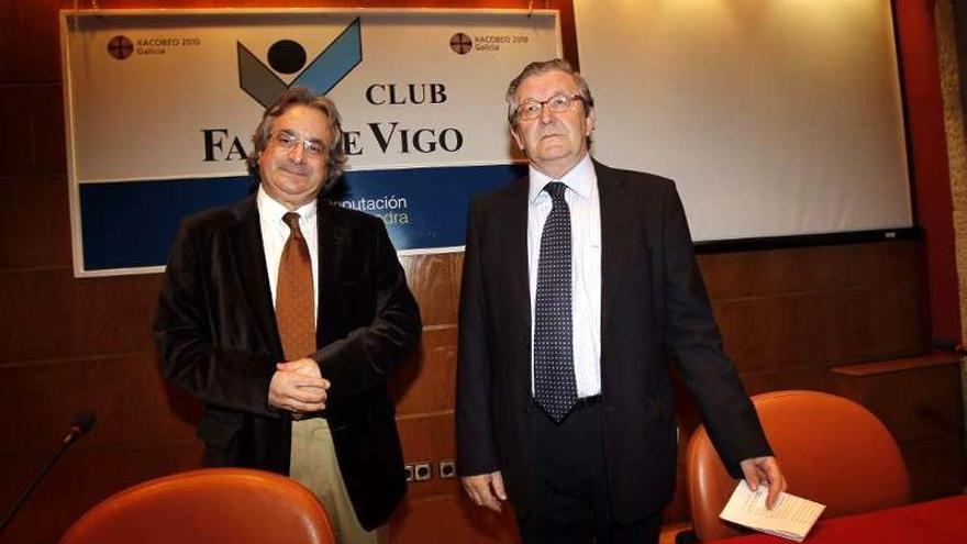 Público asistente al acto sobre Vigo y Pedro Madruga en el auditorio vigués del Areal.