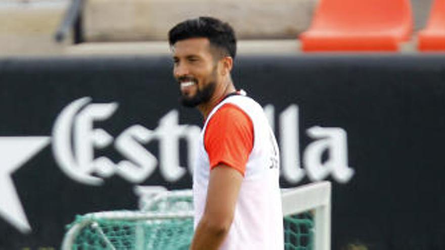 Garay vuelve con el grupo