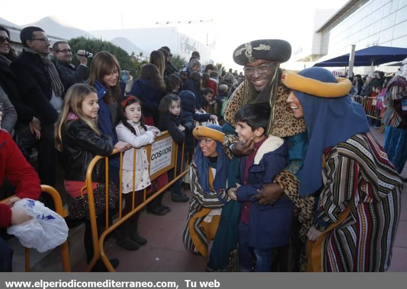 Los Reyes Magos repartieron regalos e ilusiones en Castellón