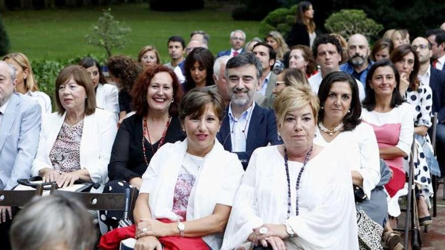 Público asistente al acto en el Jardín Botánico Atlántico de Gijón.