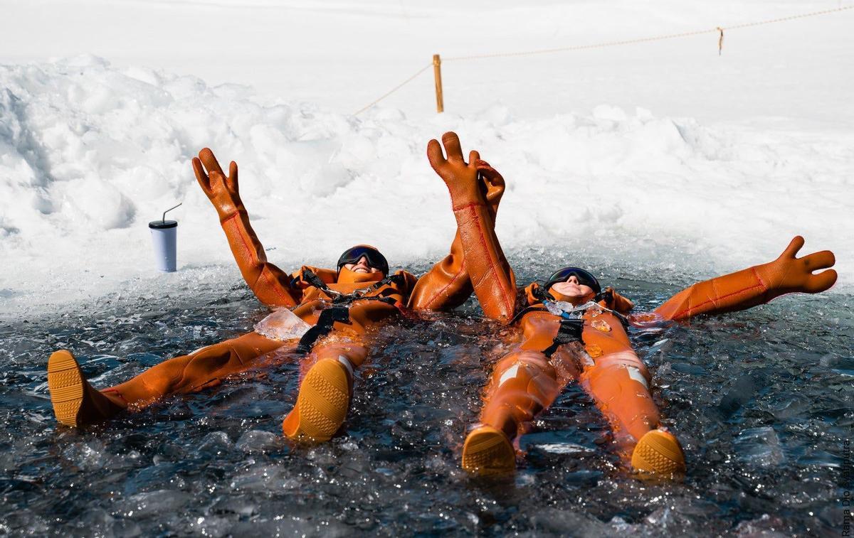 Flotar en el hielo en Val d'Isère