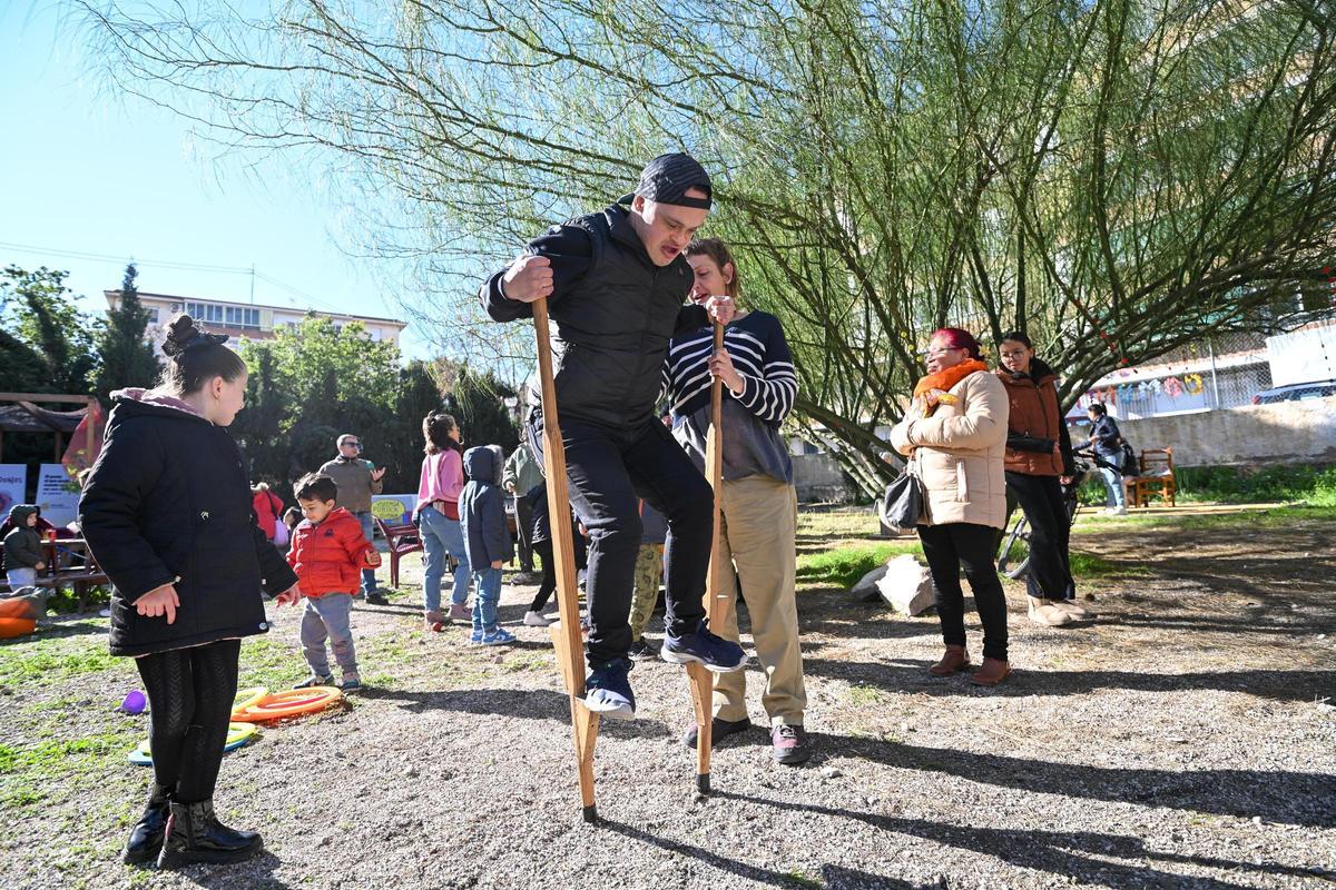 I Feria de Entidades en el Solar Comunitario del barrio Virgen del Remedio