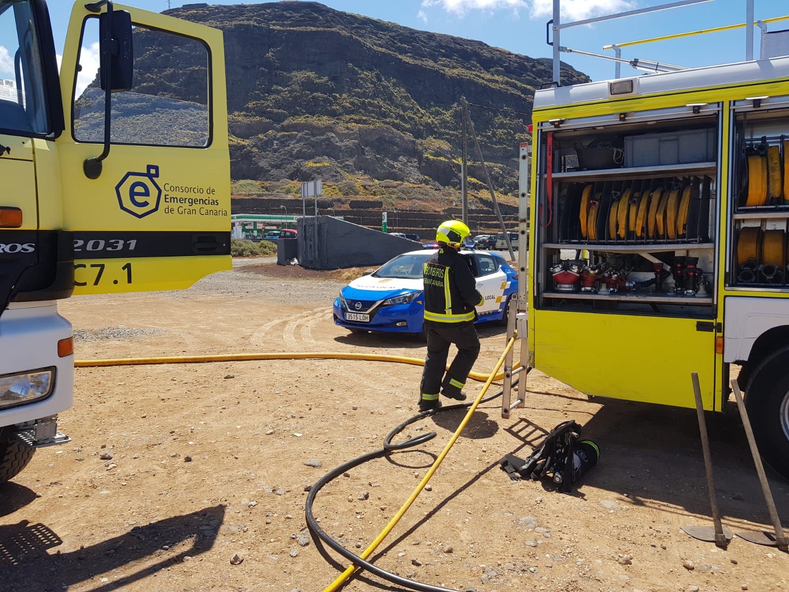 Incendio en una chabola en el Barranco de San Andrés, en Moya.