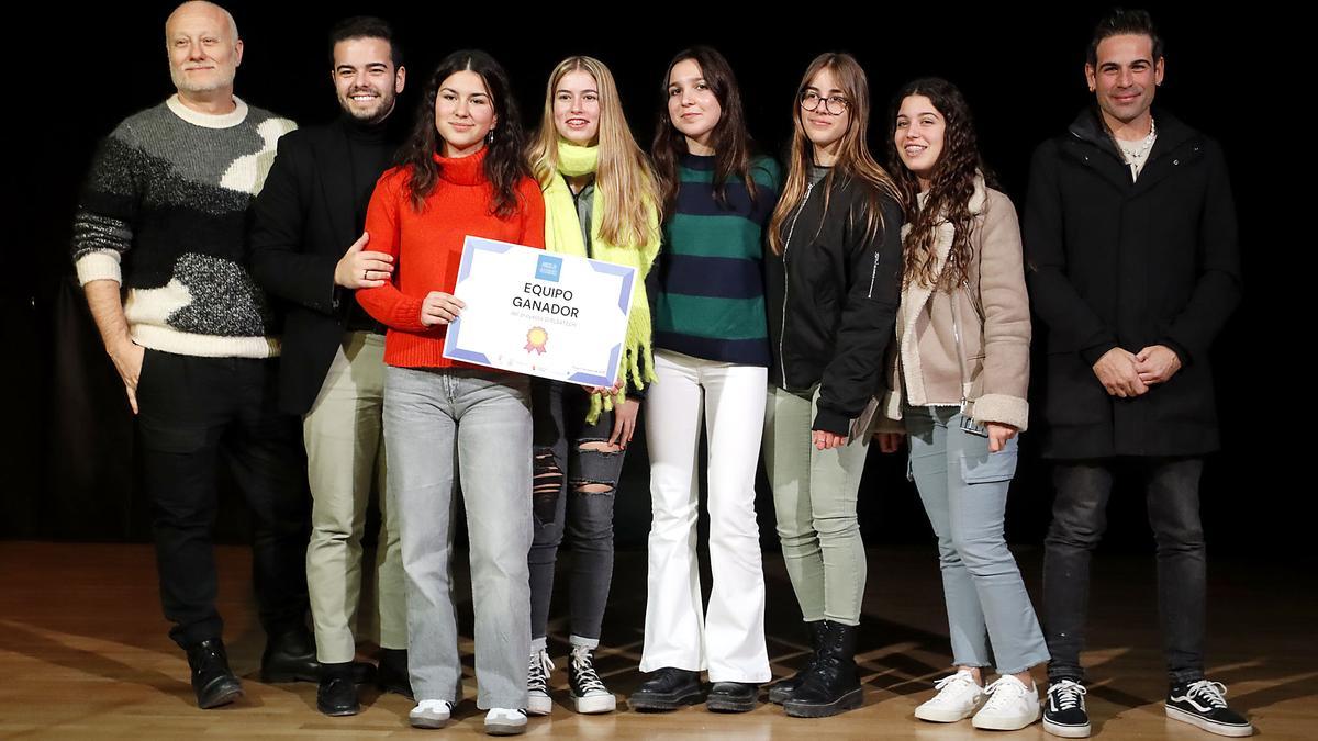 Gupo ganador  del Girls4Tech del IES Puçol.