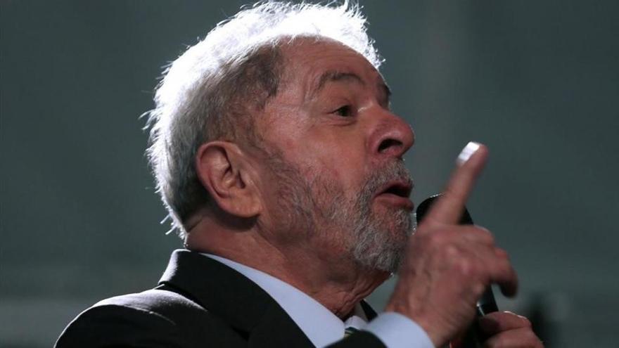 La justicia condena a Lula a nueve años de prisión