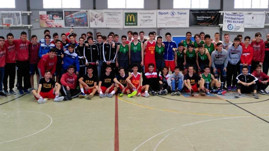 Cáceres gana el torneo cadete del Montemar