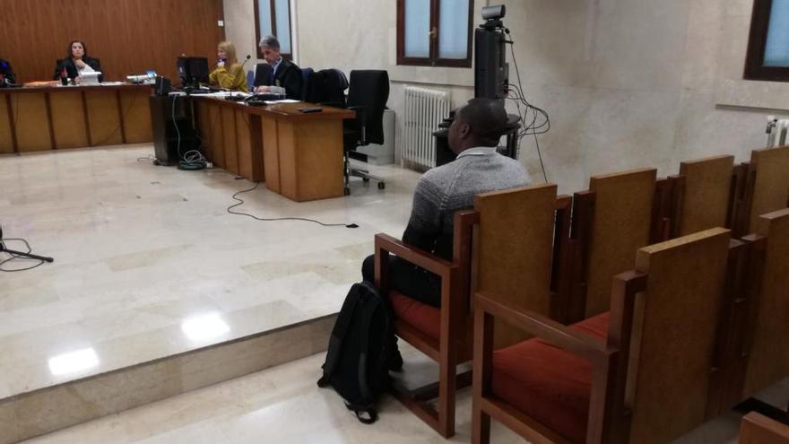 Un hacker confiesa en el juicio en Palma que estafaba con tarjetas de crédito