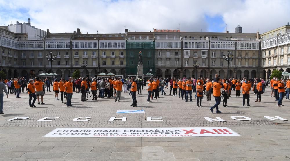 Empleados Alu Ibérica Coruña, en María Pita