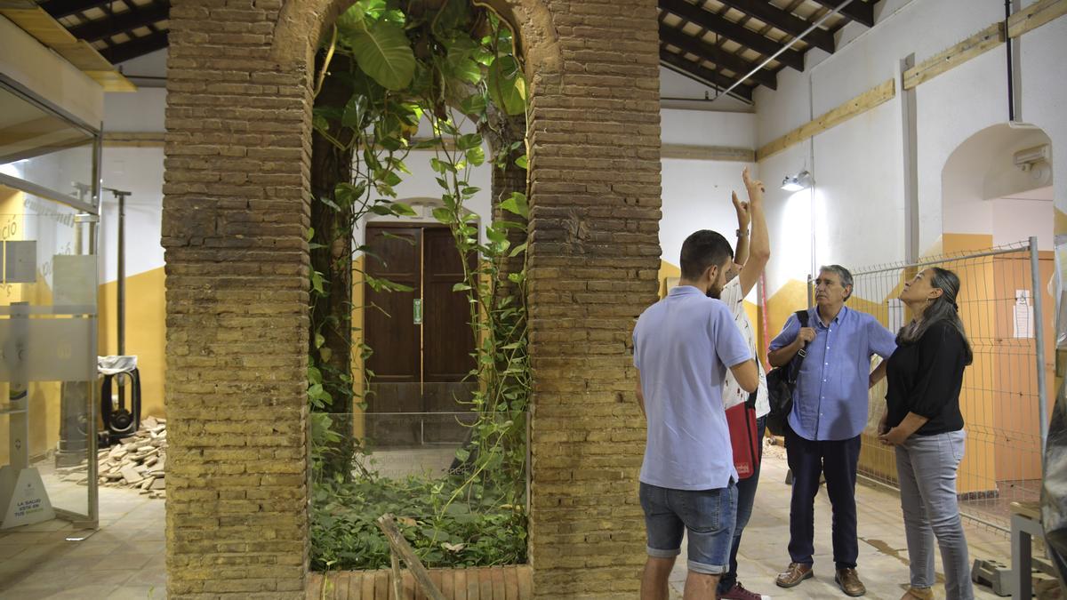 Visita al centro ocupacional de Paiporta de los concejales Pep Val y Olga Sandrós.