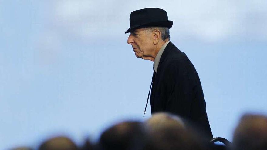 Leonard Cohen.