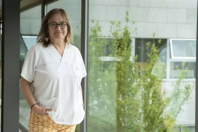 María Jesús Cerecedo, médica de Atención Primaria de A Coruña: "Ante la sospecha, preguntar a un paciente en consulta si ha pensado en el suicidio es imprescindible"