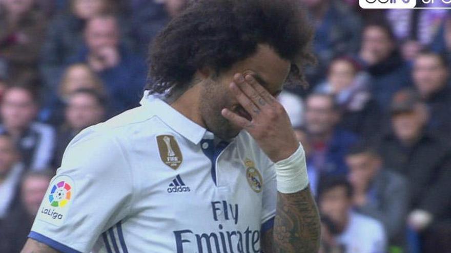 Marcelo se retira lesionado. // @beINSPORTSes