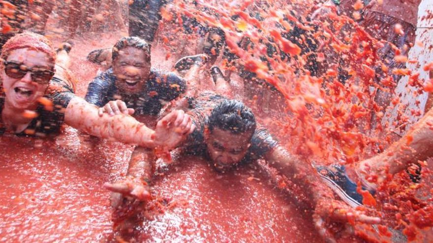 Buñol quiere una Tomatina no sexista