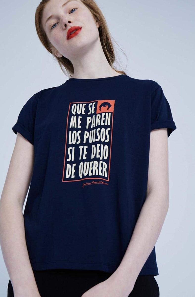 Camiseta con texto de Dolores Promesas