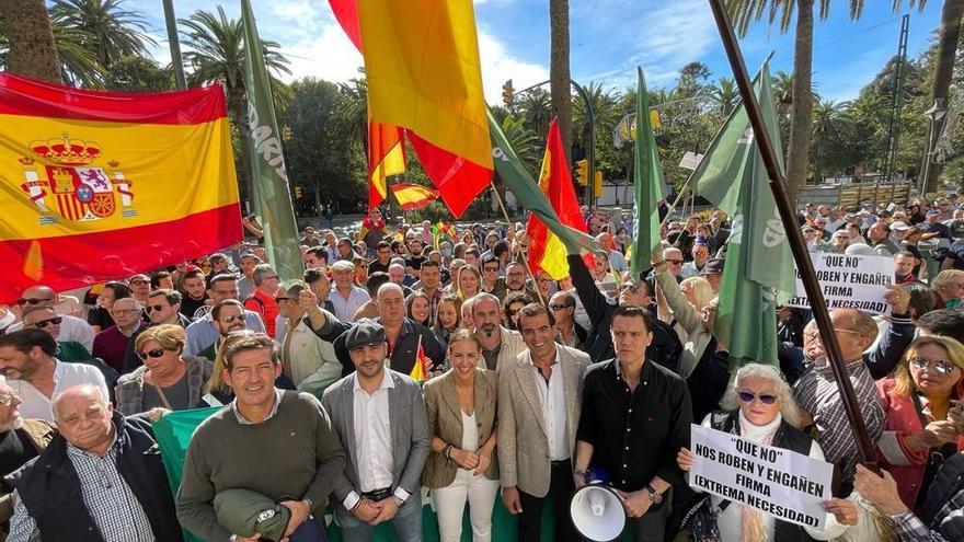 Vox pide en una concentración que &quot;España pueda decidir ya&quot; y se convoquen elecciones generales