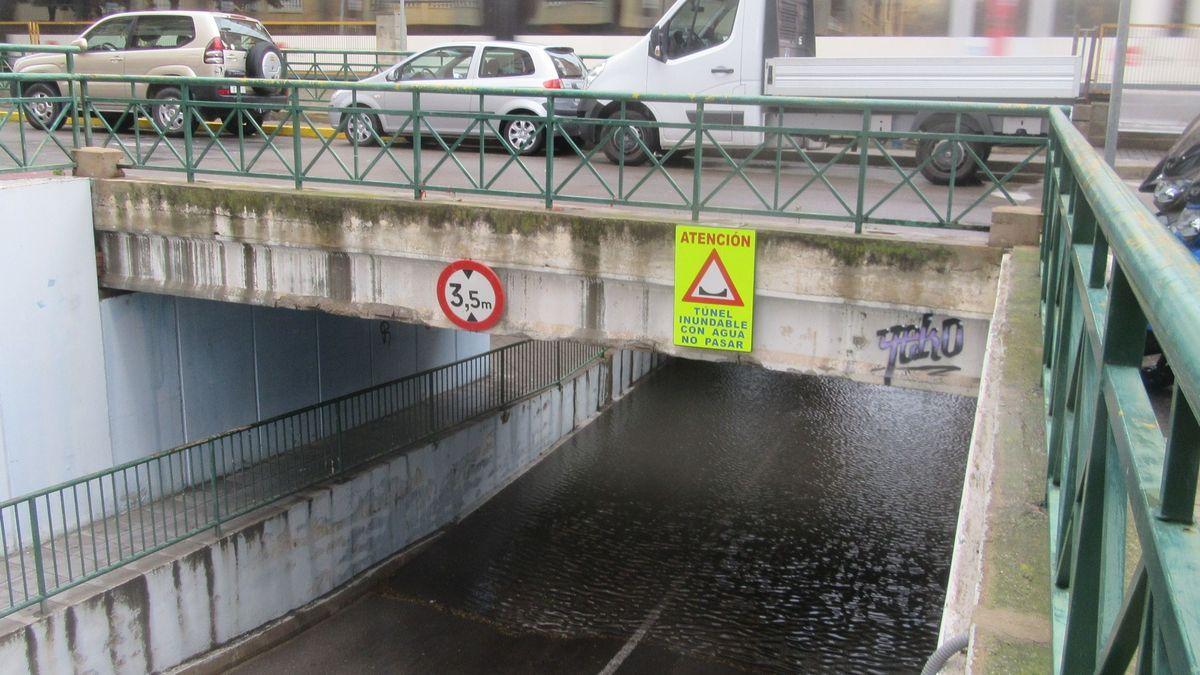 Inundado el túnel del Cigronet de Burjassot