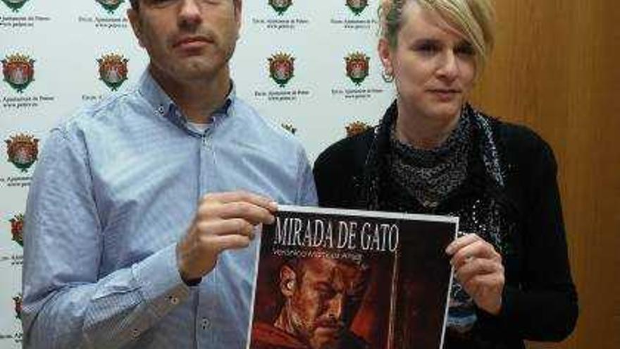 La escritora Verónica Martínez presenta mañana su última novela «Mirada de gato»