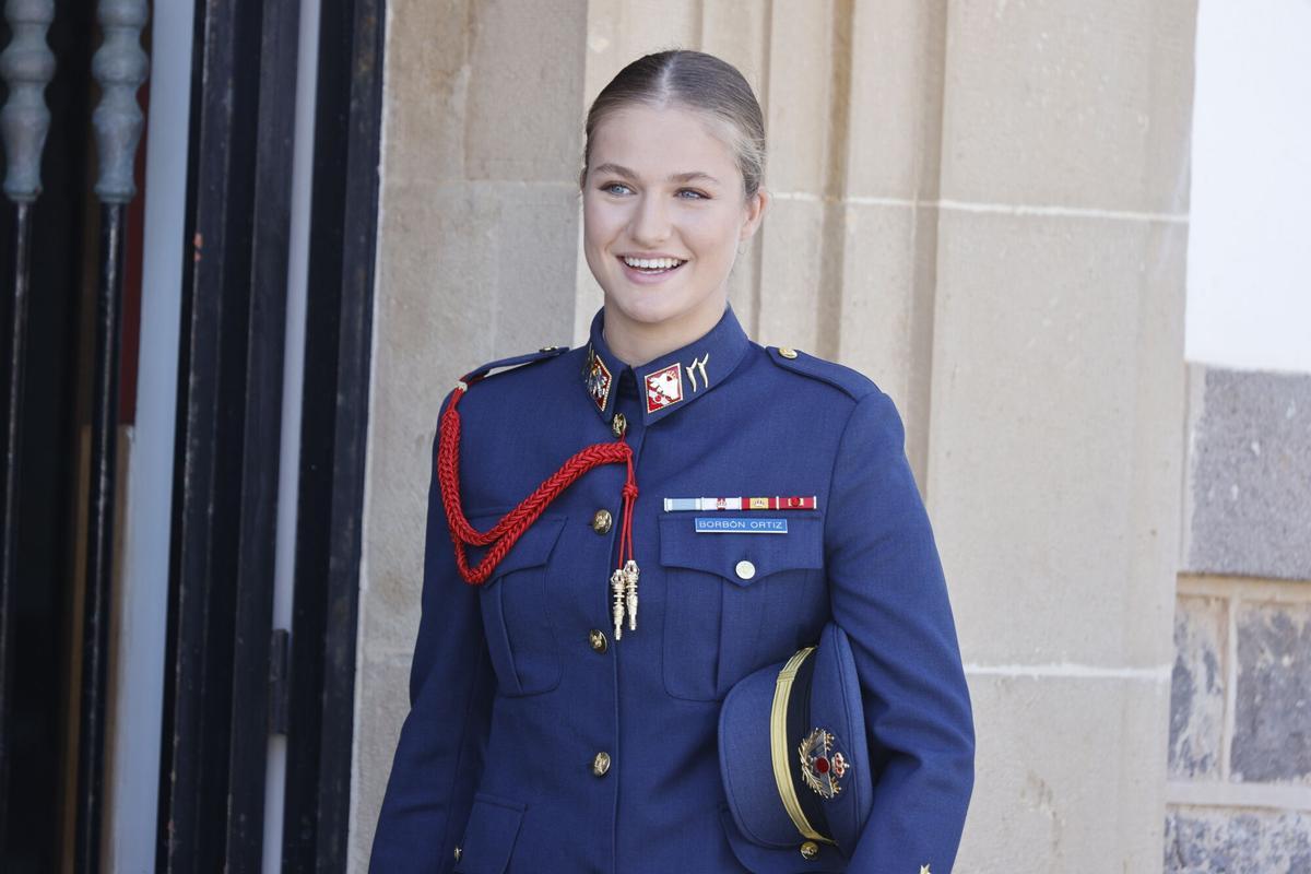 Ingreso de la princesa de Asturias, Leonor de Borbón Ortiz, en la Academia General del Aire ( AGA ) de San Javier. ALUMNA. EJERCITO DEL AIRE Y DEL ESPACIO. ALFEREZ. PRIMER DIA. INICIO. COMIENZO